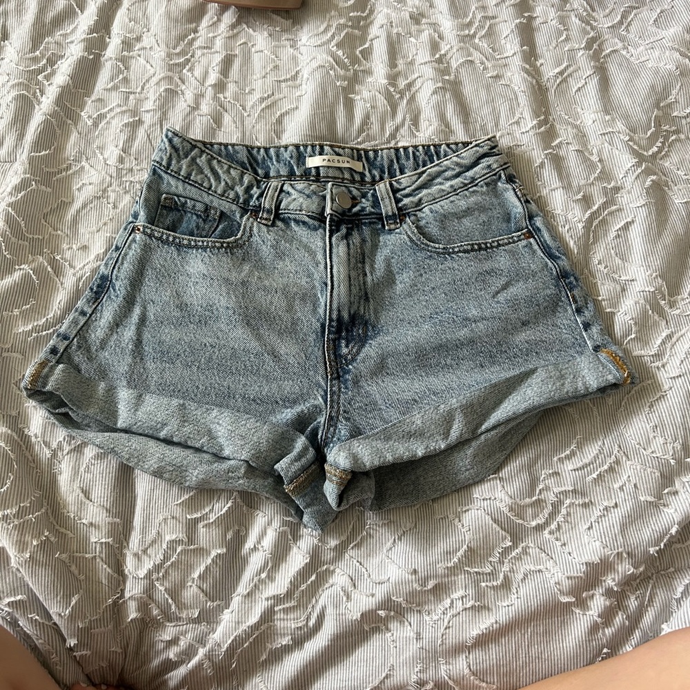 Pacsun Lightwash Shorts size s/m